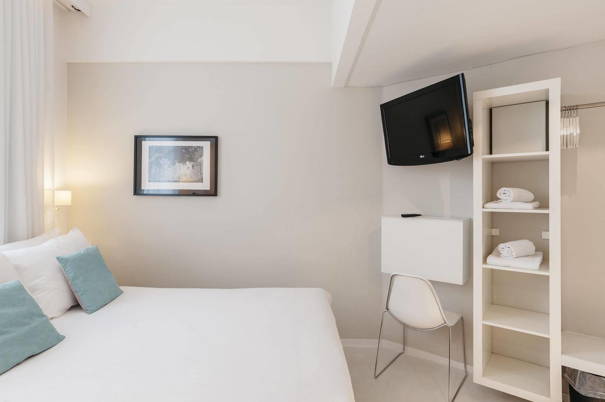 Leopold Hotel
